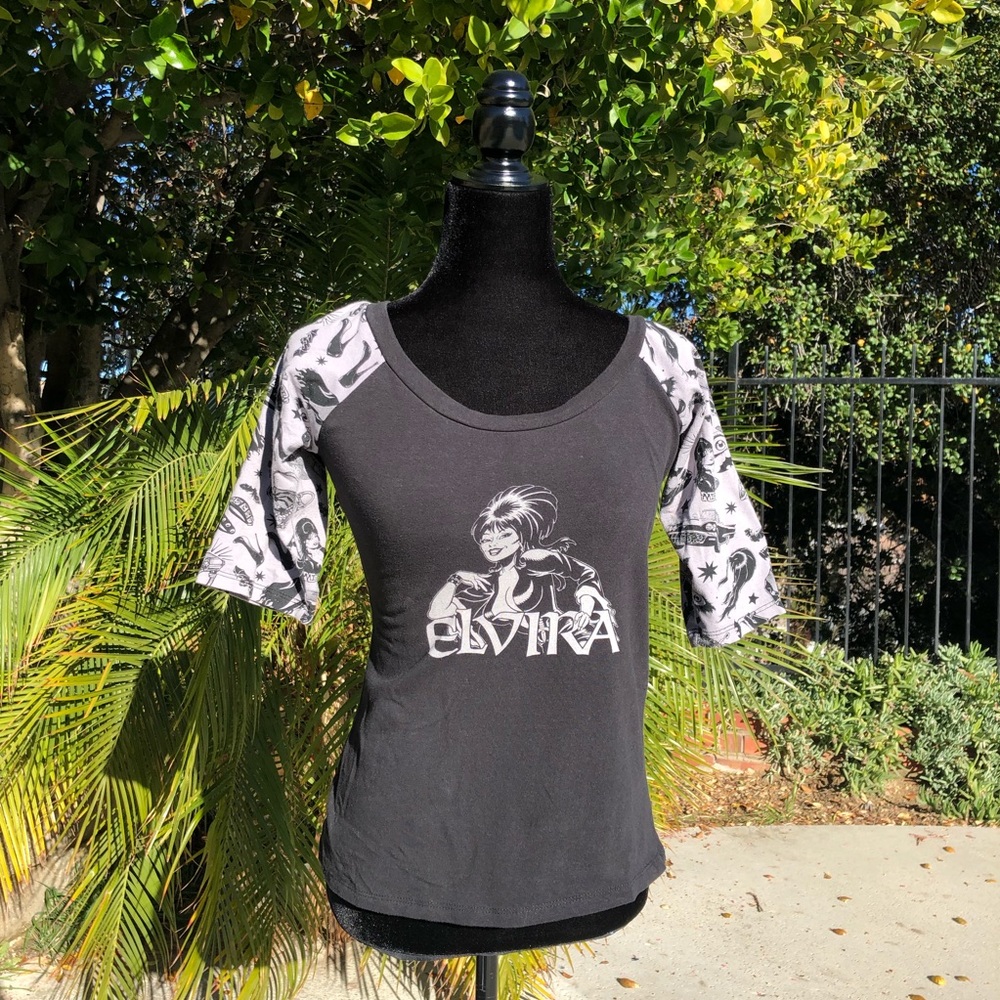 Kreepsville 666 Elvira top